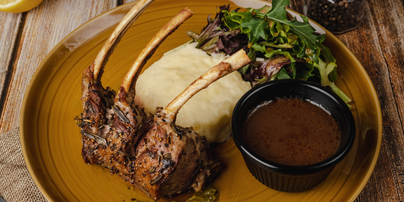 Grill Ninety Nine Rack of Lamb